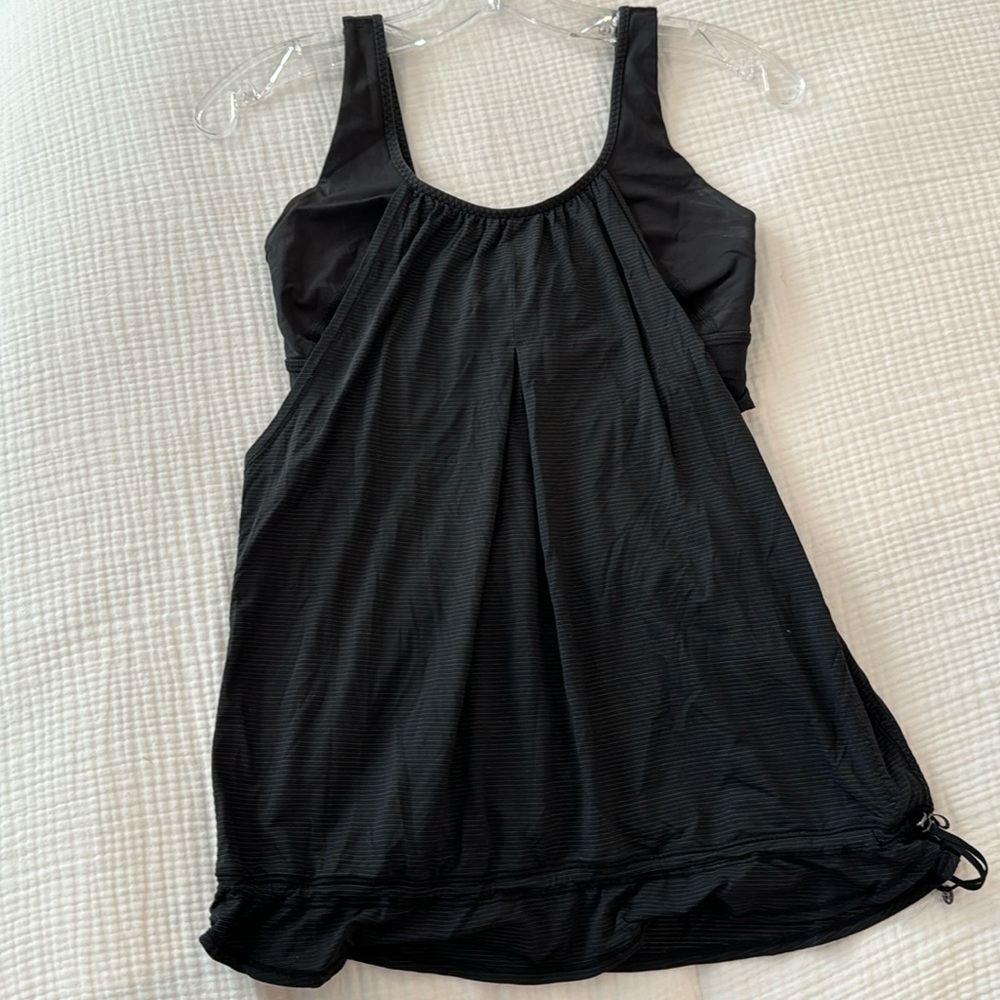 Lululemon x Soul Cycle No Limits black tank top with built in sports bra size 6